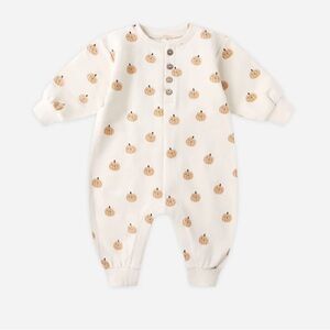 Quincy Mae Cream and Orange Pumpkin Footie